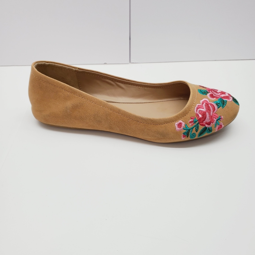Pioneer Woman Embroidered Tan Ballet Flat Shoes Size 8 - Picture 8 of 11